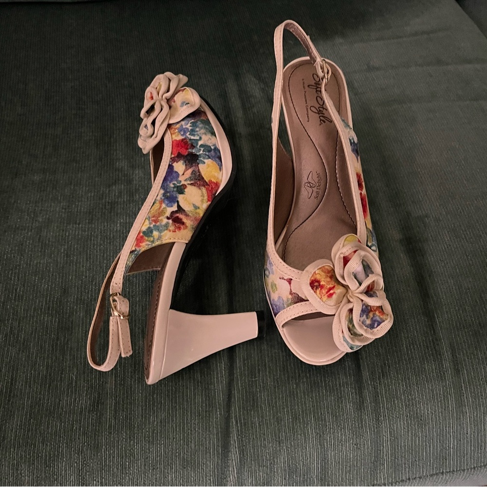 Floral Slingback Heels